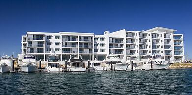 Mantra Geraldton