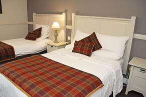 Honest Lawyer Hotel