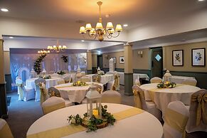 Red Lion Todwick by Chef and Brewer Collection