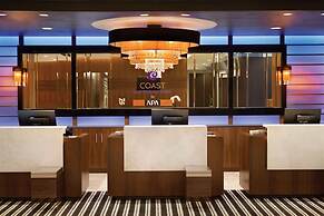 Coast Coal Harbour Vancouver Hotel by APA