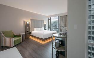 Coast Coal Harbour Vancouver Hotel by APA