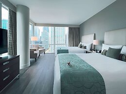 Coast Coal Harbour Vancouver Hotel by APA