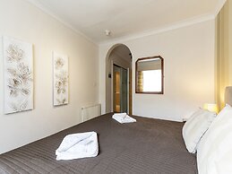 Arden Guest House, Craigmillar Castle Edinburgh