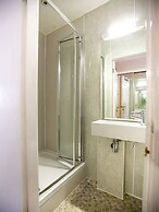 Arden Guest House, Craigmillar Castle Edinburgh