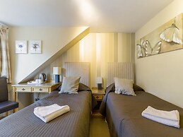 Arden Guest House, Craigmillar Castle Edinburgh