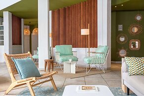 Paradou Mediterranee, BW Signature Collection