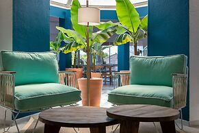 Paradou Mediterranee, BW Signature Collection