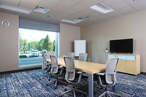 Tulyp, Tapestry Collection by Hilton