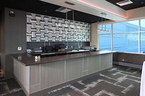 Tulyp, Tapestry Collection by Hilton