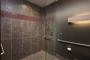 Tulyp, Tapestry Collection by Hilton