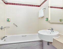 Leonardo Hotel Swindon