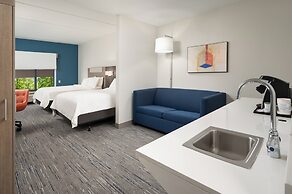 Holiday Inn Express & Suites Newport S by IHG
