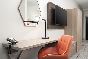 Holiday Inn Express & Suites Newport S by IHG