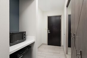 Holiday Inn Express & Suites Newport S by IHG