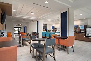 Holiday Inn Express & Suites Newport S by IHG
