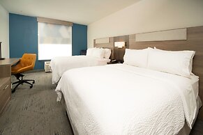 Holiday Inn Express Hotel and Suites St. Charles by IHG