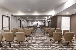 Holiday Inn Express Hotel and Suites West Valley by IHG