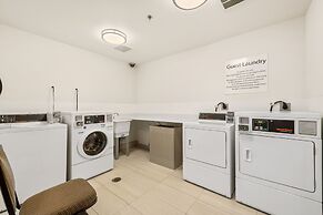 Holiday Inn Express Hotel and Suites West Valley by IHG