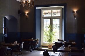 Rock House Hotel