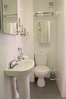 St John's Lodge (incl off-site health club)