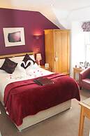 St John's Lodge (incl off-site health club)