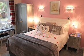 St John's Lodge (incl off-site health club)