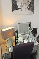 St John's Lodge (incl off-site health club)