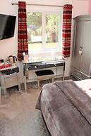 St John's Lodge (incl off-site health club)