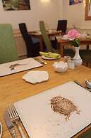 St John's Lodge (incl off-site health club)