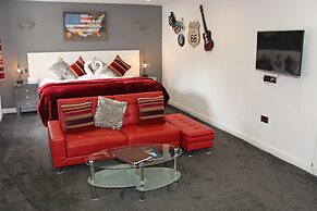 St John's Lodge (incl off-site health club)