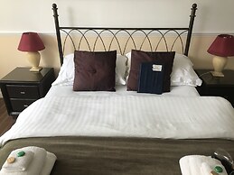 Kempfield House Hotel