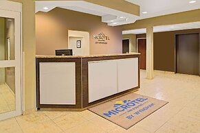 Microtel Inn & Suites by Wyndham Council Bluffs/Omaha