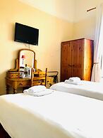 The Georgian House Hotel