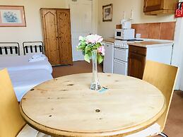 The Georgian House Hotel