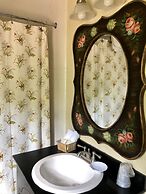 Lumberville 1740 House