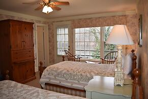 Lumberville 1740 House