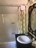 Lumberville 1740 House