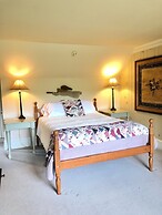 Lumberville 1740 House