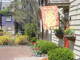 Lumberville 1740 House