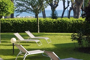 Villaggio Turistico Lugana Marina