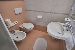 Villaggio Turistico Lugana Marina