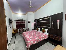 Hotel Taj Plaza