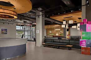 Aloft Broomfield Denver