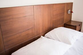 Comfort Aparthotel Lourdes L'Acacia