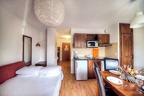 Comfort Aparthotel Lourdes L'Acacia