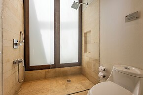 Ananda Hotel Boutique