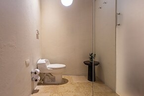 Ananda Hotel Boutique