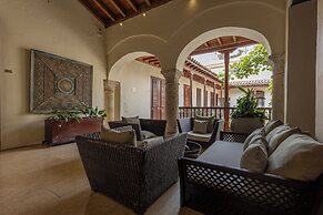 Ananda Hotel Boutique