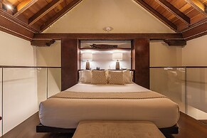 Ananda Hotel Boutique