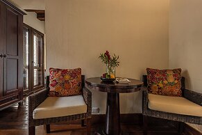 Ananda Hotel Boutique